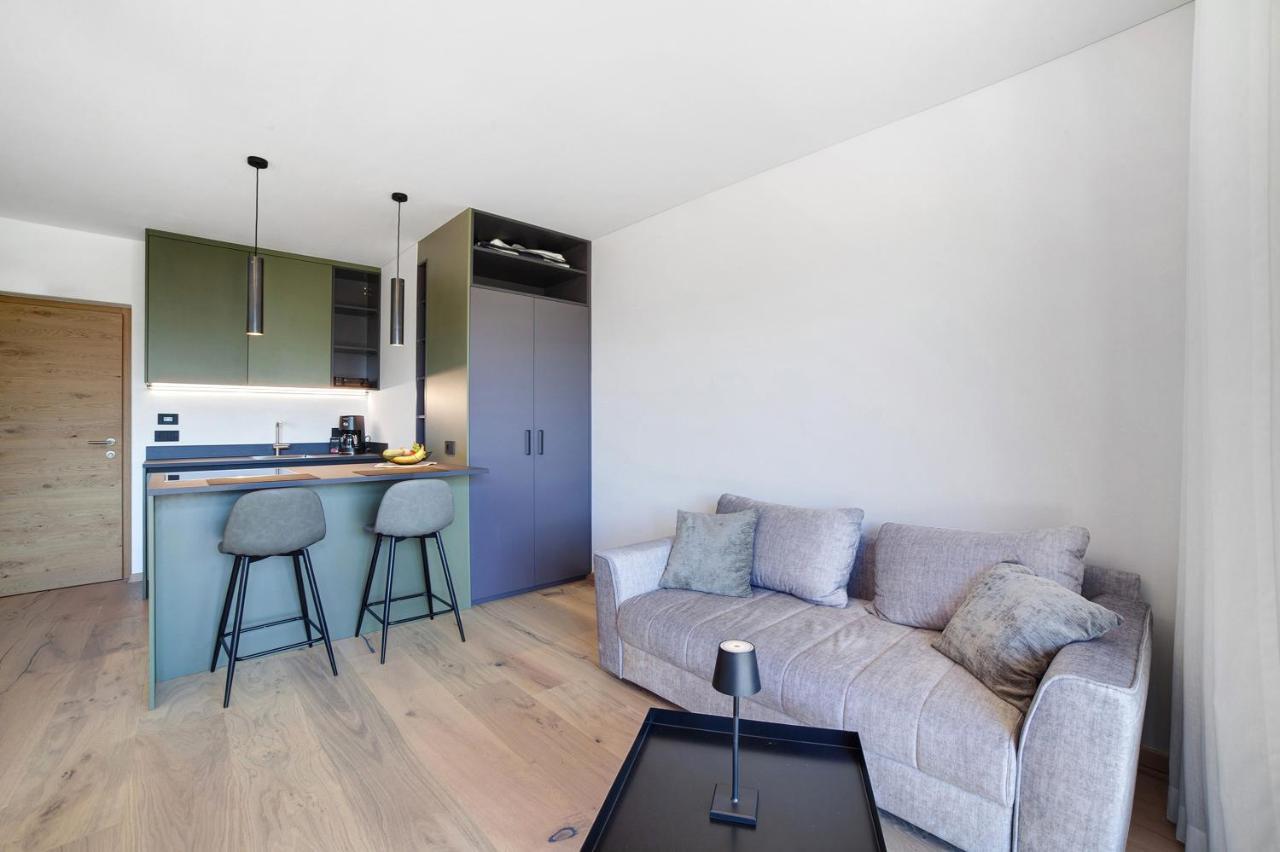 Alivo Living Apartment Olivia Riffian Exterior foto
